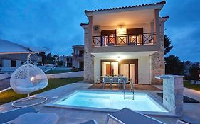 Earthy Boutique Luxurious House -Marble Luxury House